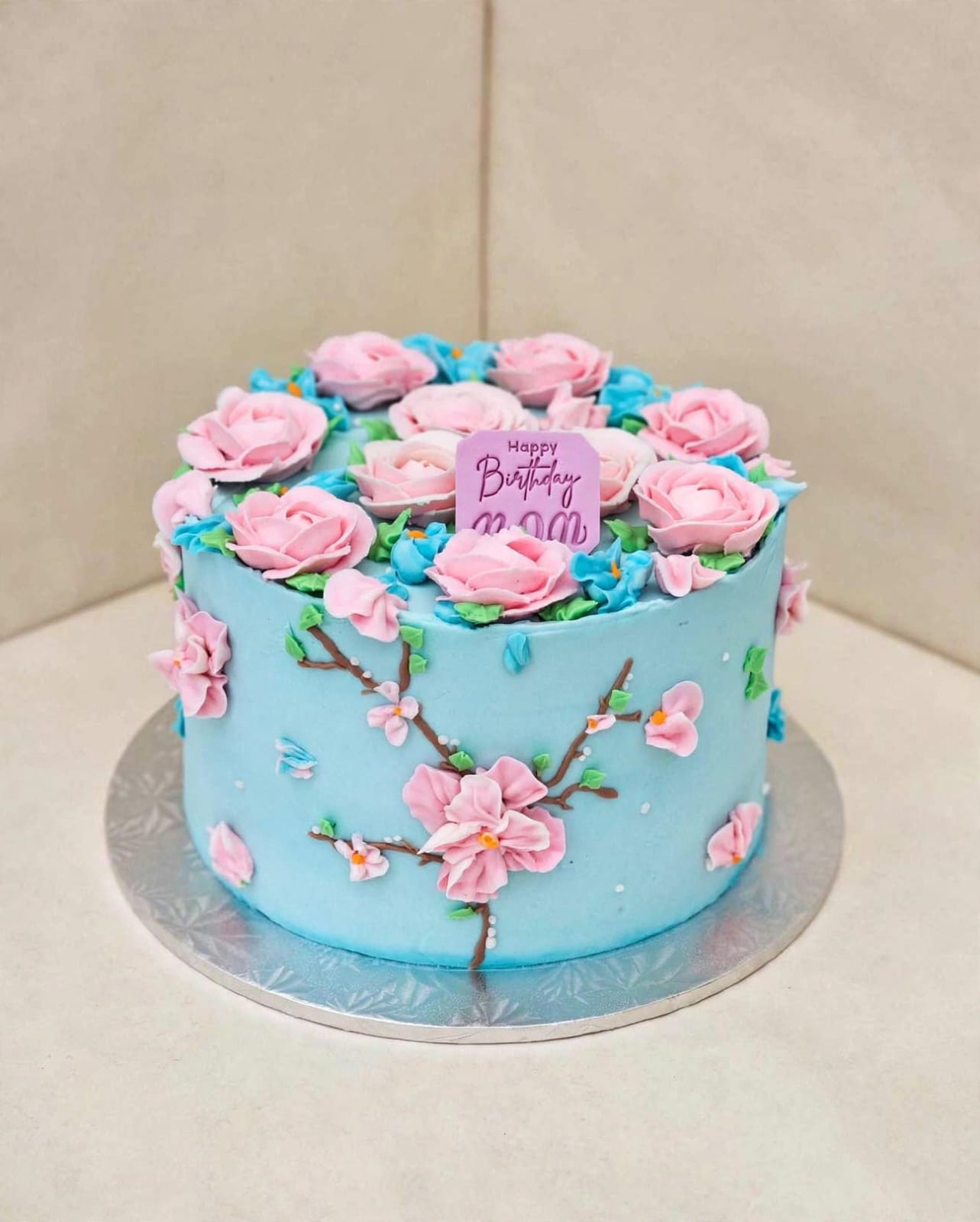 Celebration cake by Bakery Queens