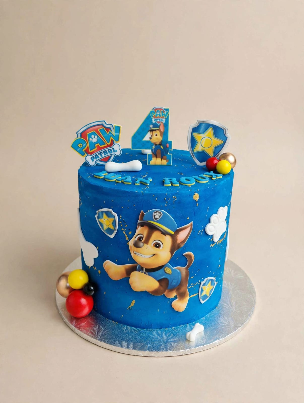 Kids cake by Bakery Queens