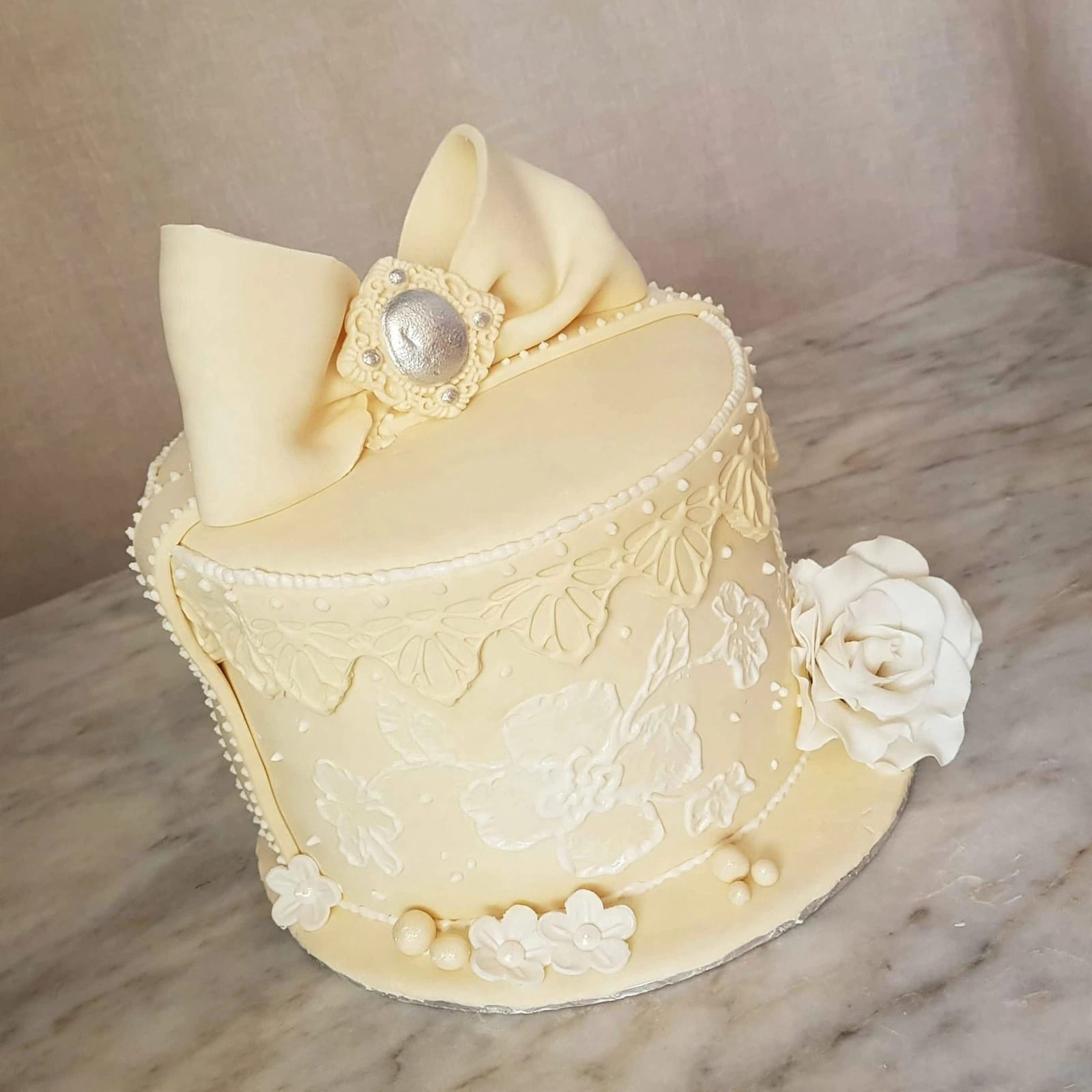 Celebration cake by Bakery Queens