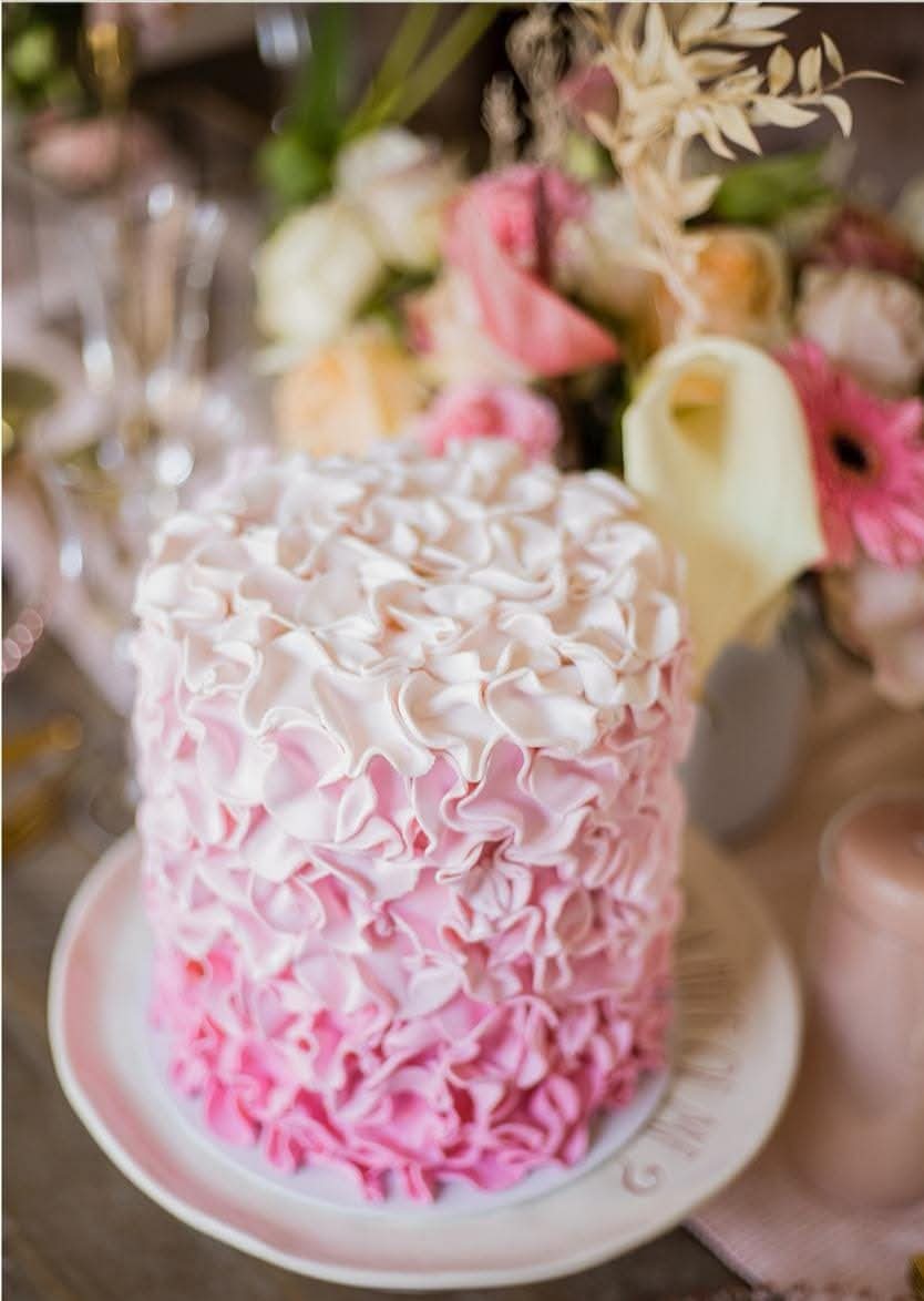 Wedding cake by Bakery Queens