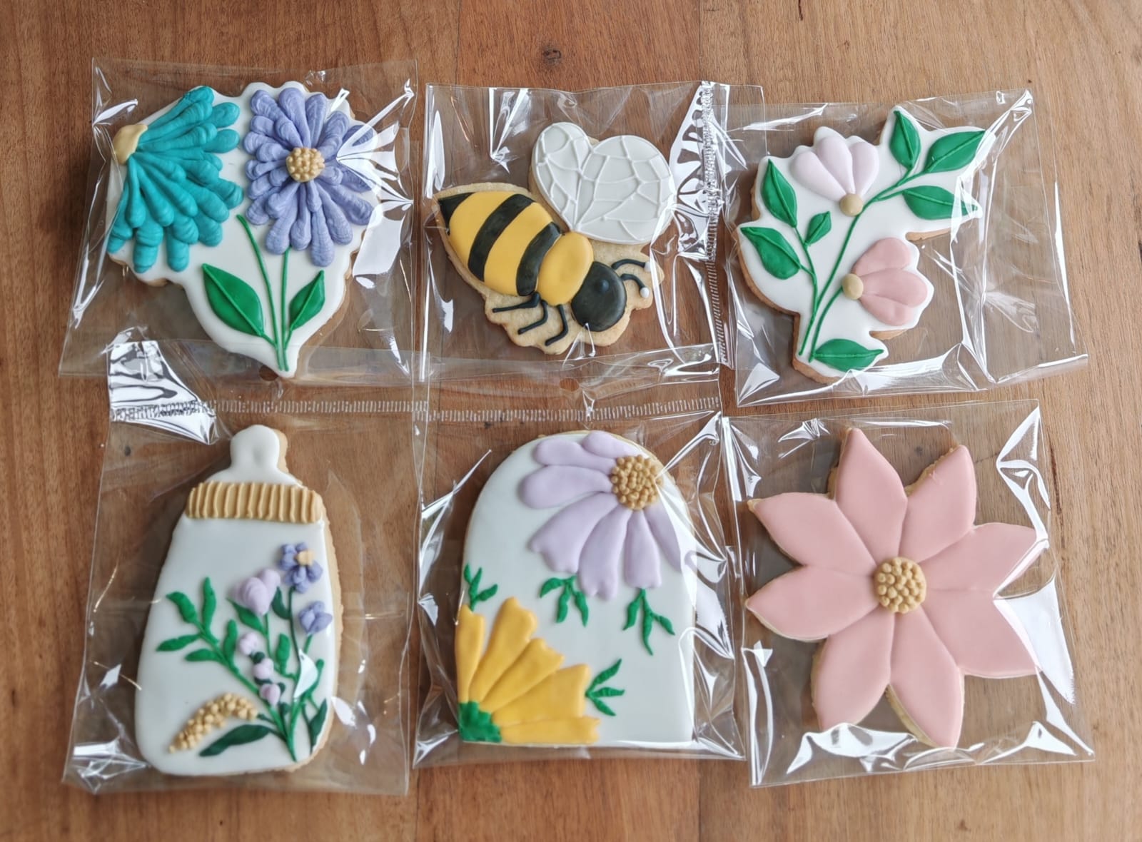 Cookies cake by Bakery Queens